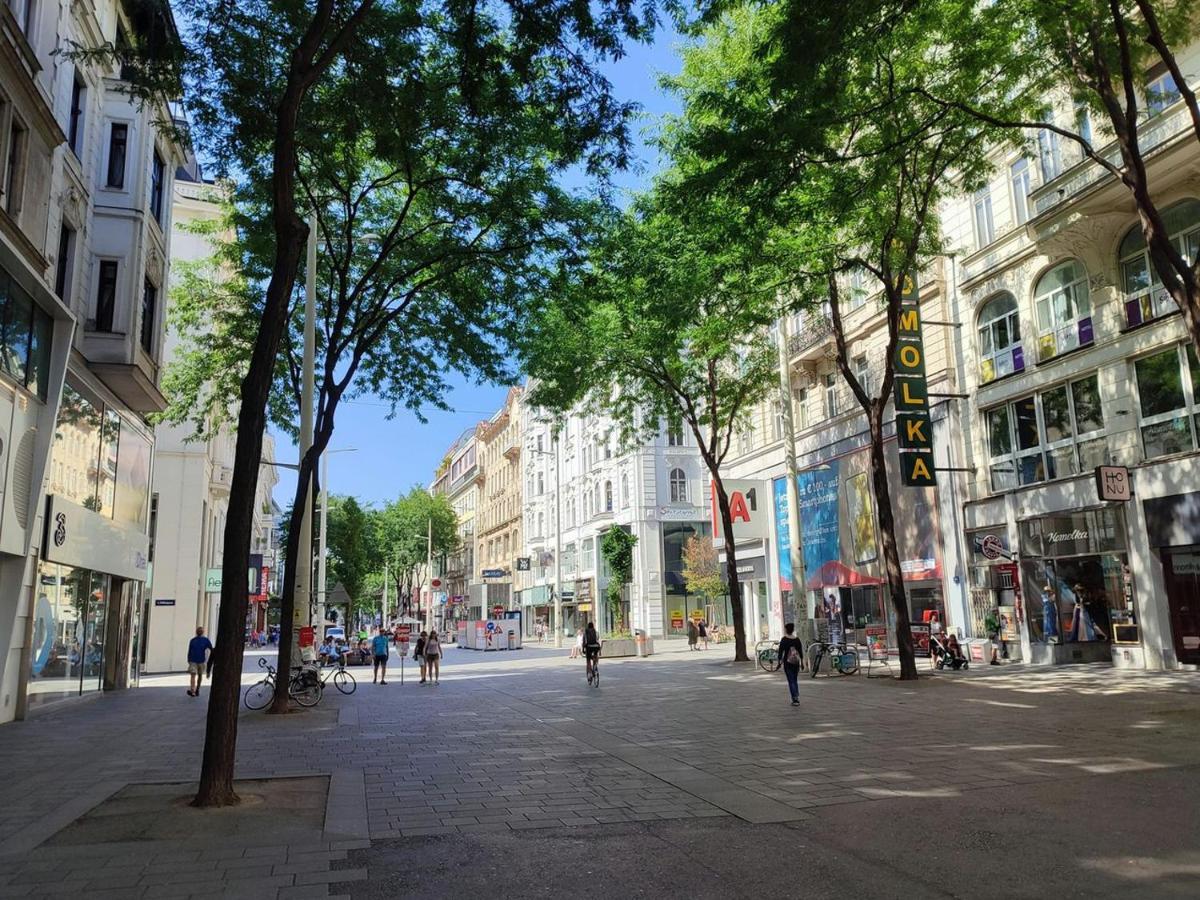 Mariahilfer 2 * Wien